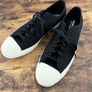 Black converse